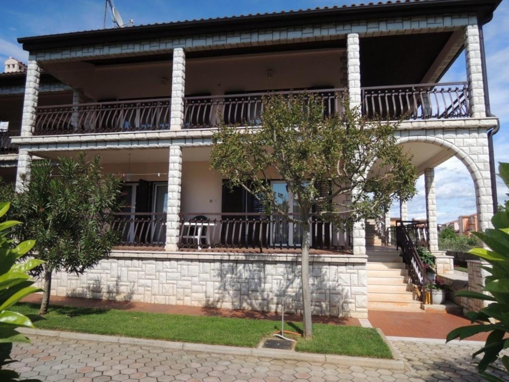 Ferienwohnung Rosmarin โปเรช ภายนอก รูปภาพ